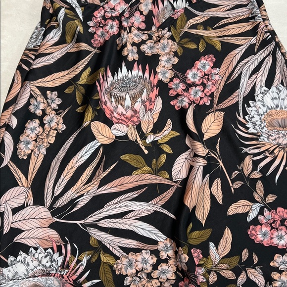 Midnight Bakery Floral Print Satin Chemise – Size M - Picture 7 of 7